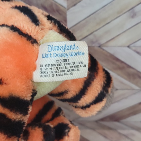 Vintage Disneyland Tigger Plush Winnie The Pooh Walt Disney World 9" See Photos - Picture 10 of 11